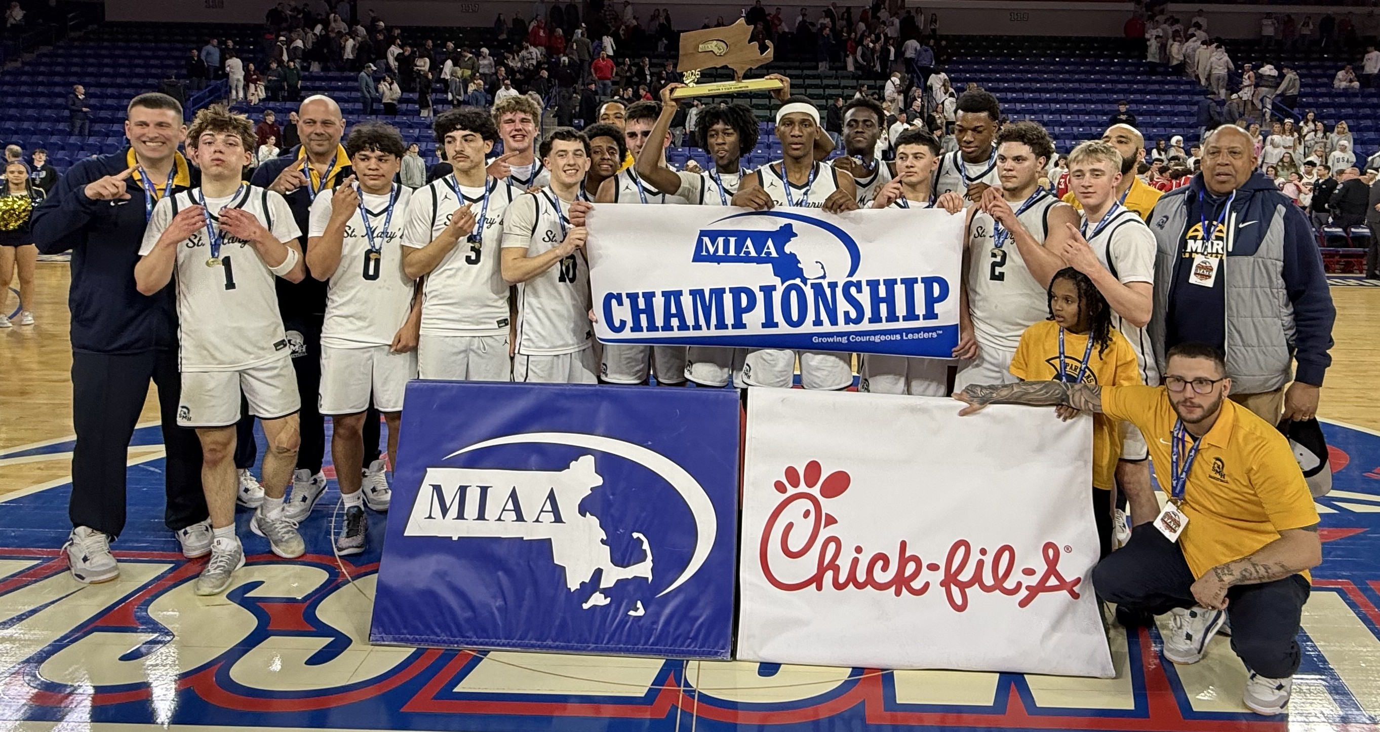 St. Mary's Division 2 Boys Basketball champion 2026
