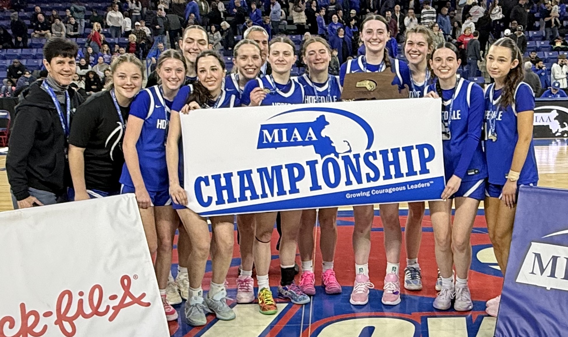 Hopedale Division 5 Girls Basketball champion 2026