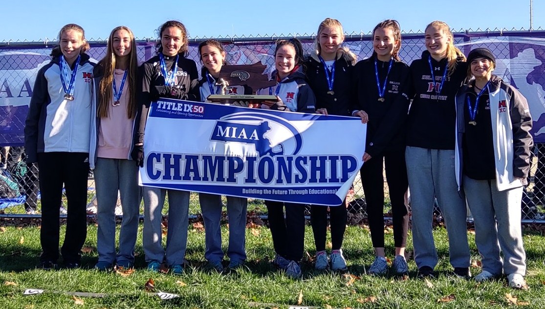 Holliston Division 2 Girls Cross Country champion 2022