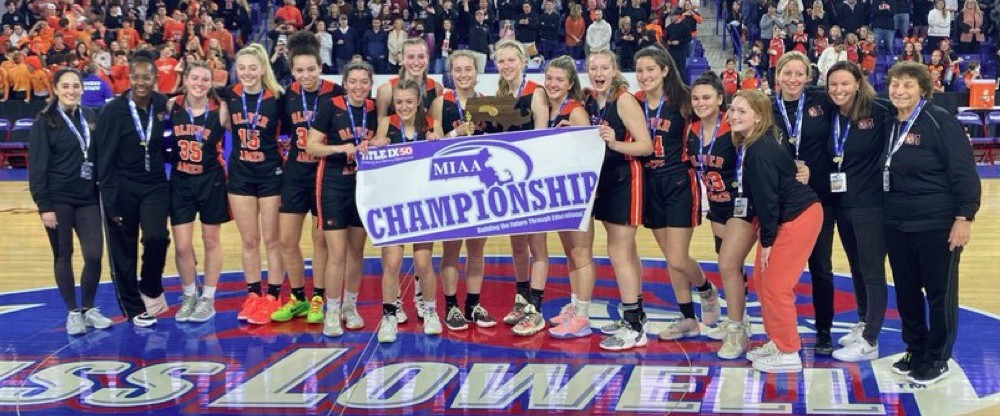 Oliver Ames Division 2 Girls Basketball champion 2022