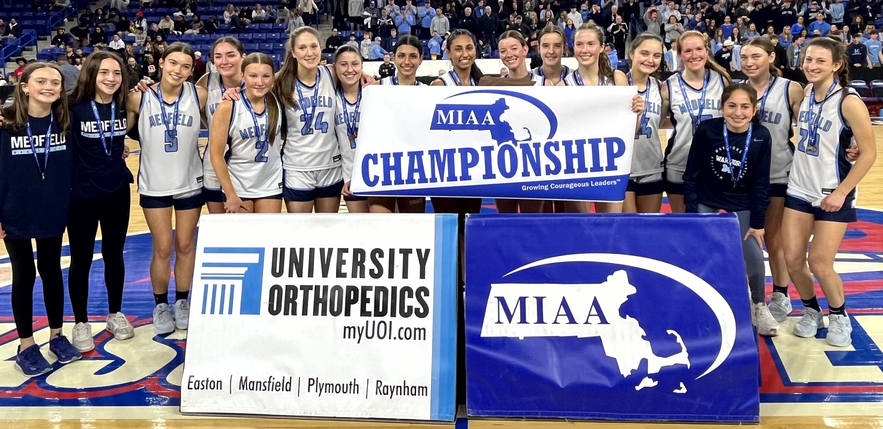 Medfield Division 2 Girls Basketball champion 2025