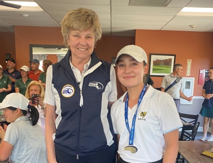 2024 MIAA Spring Golf champion Isabel Brozena