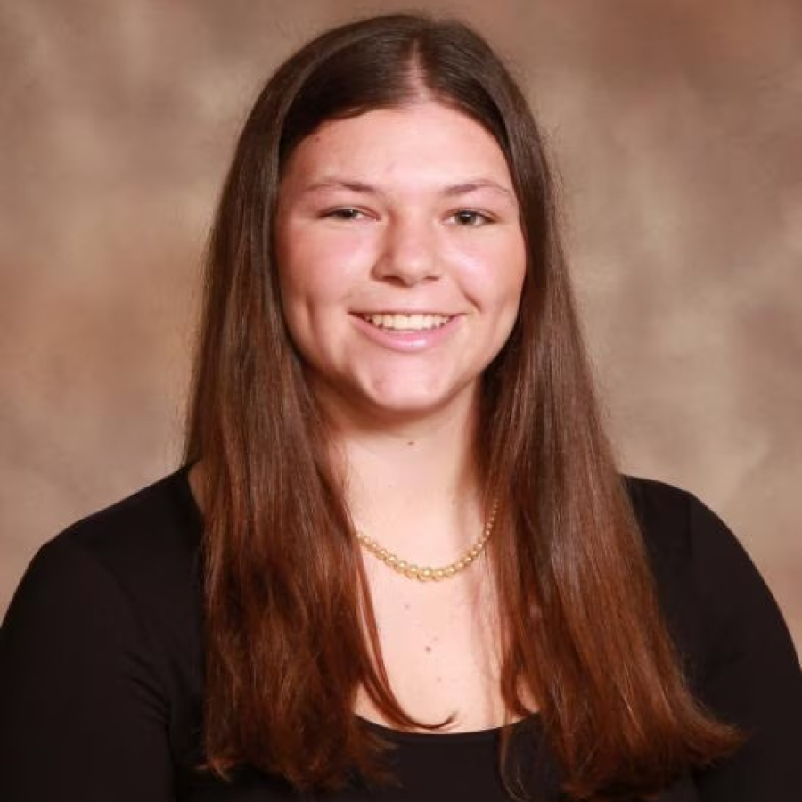 Elizabeth Bettencourt Student of the Month May 2026